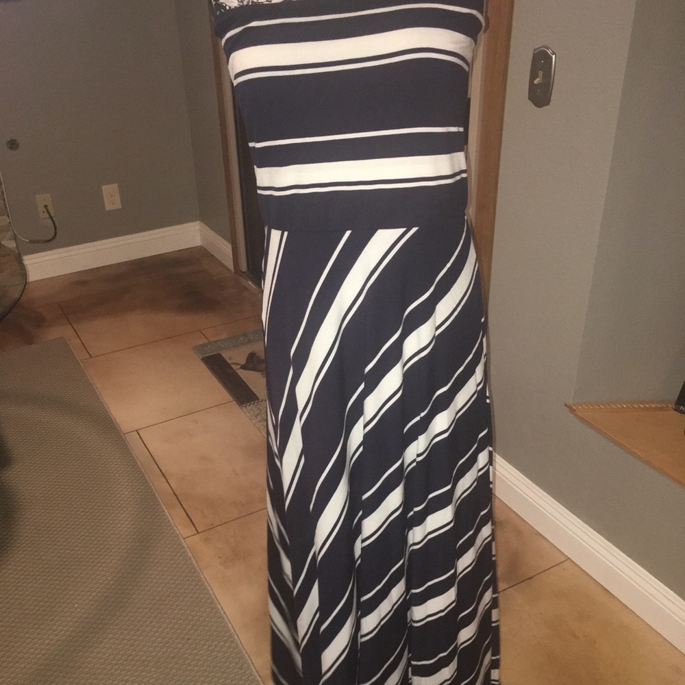 NWT Strapless Summer Dress